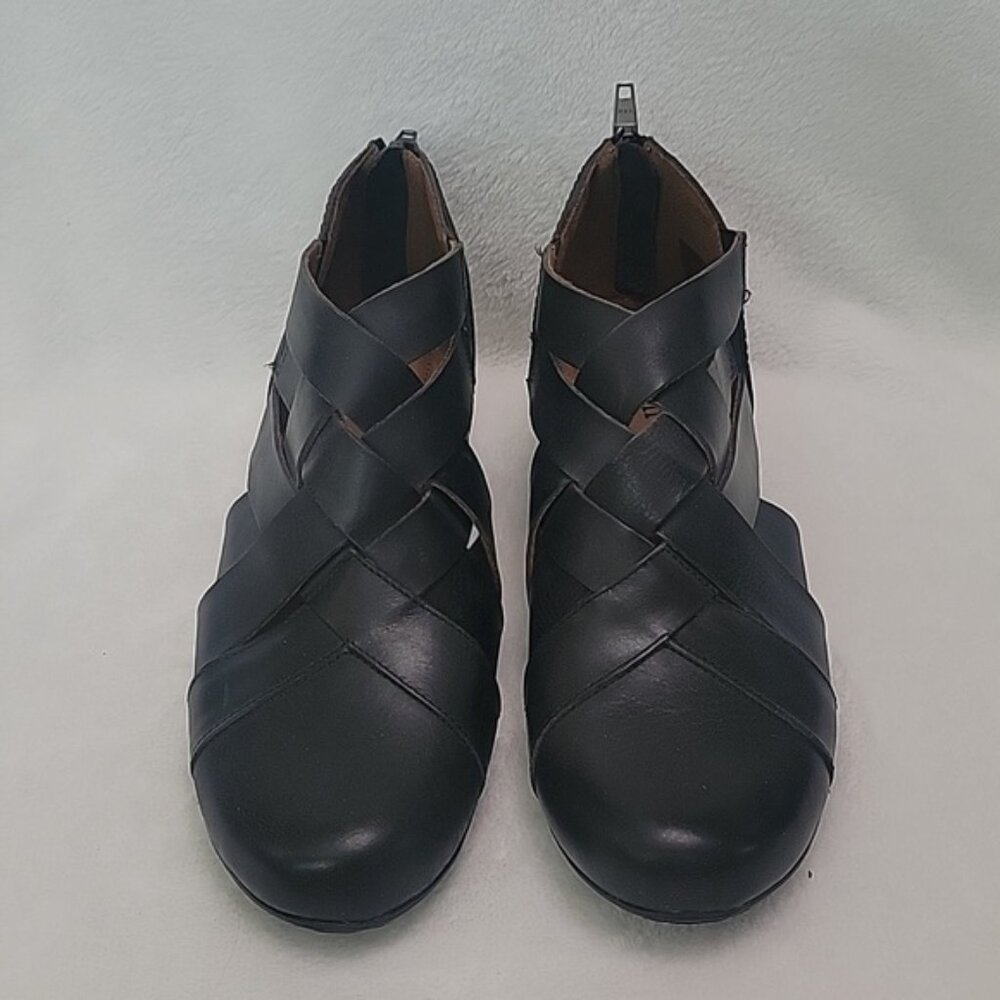 Cobb Hill by New Balance Black Heels Size 9.5